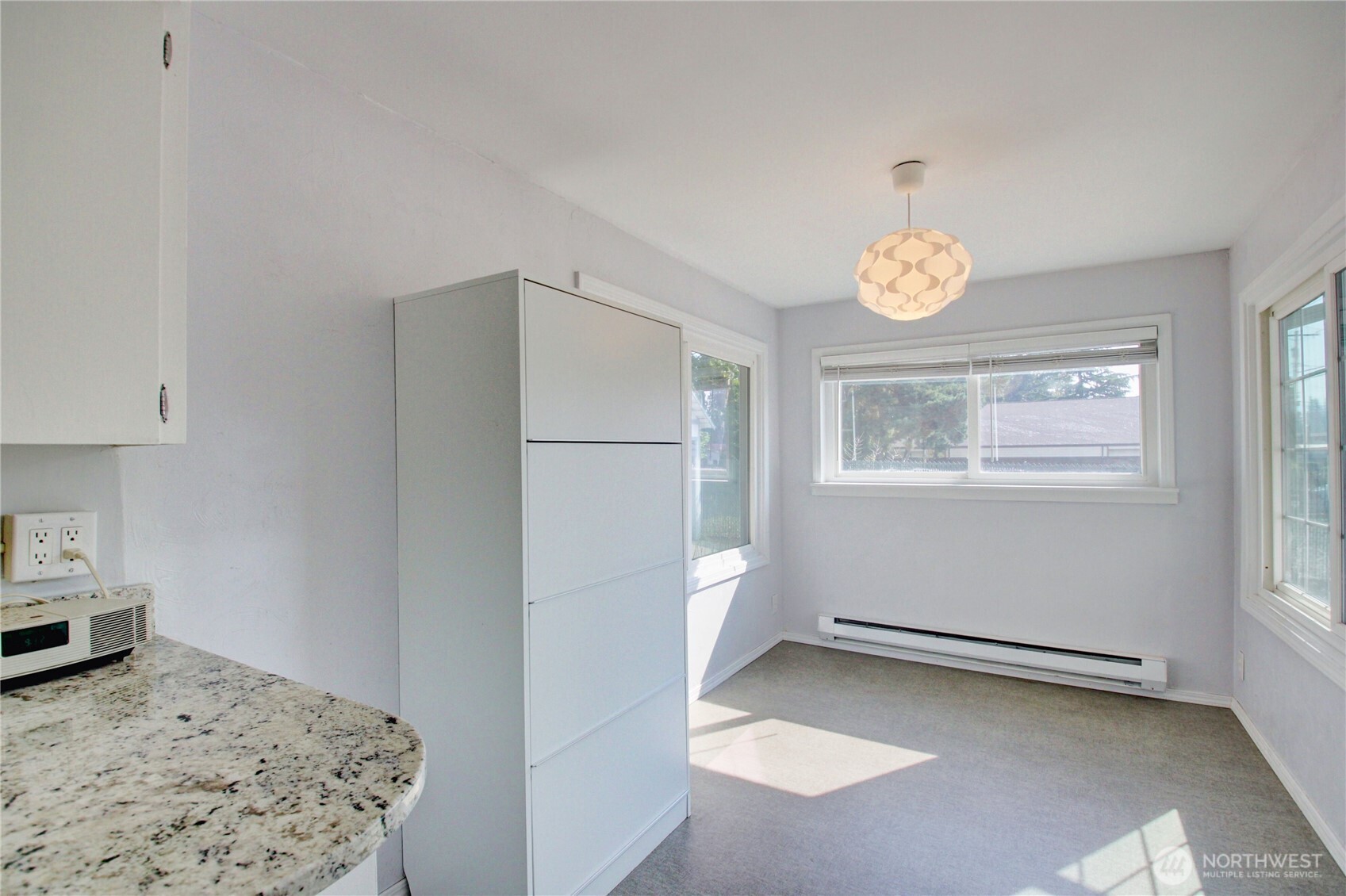 317 E Burke Avenue Property Photo 11