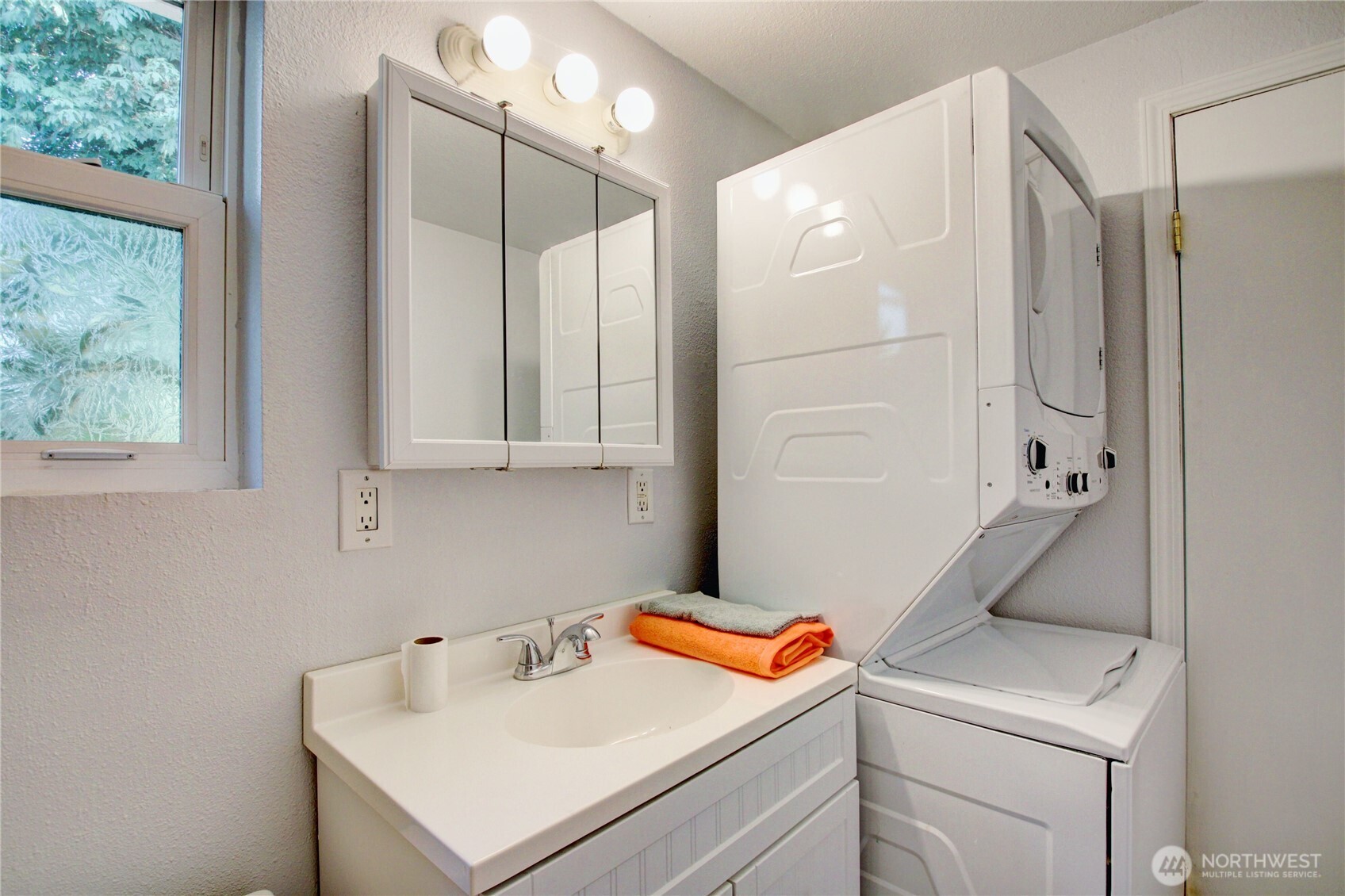 317 E Burke Avenue Property Photo 17