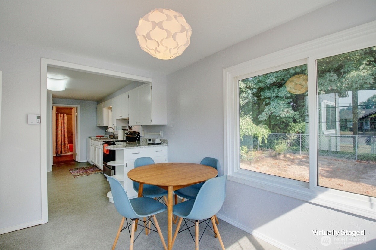317 E Burke Avenue Property Photo 24