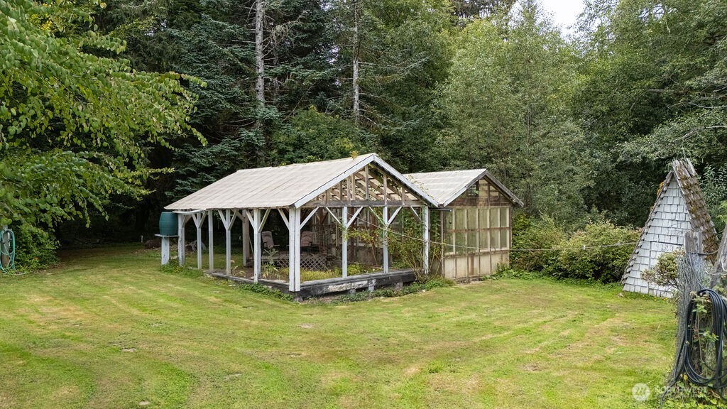 3192 Clearwater Road Property Photo 20