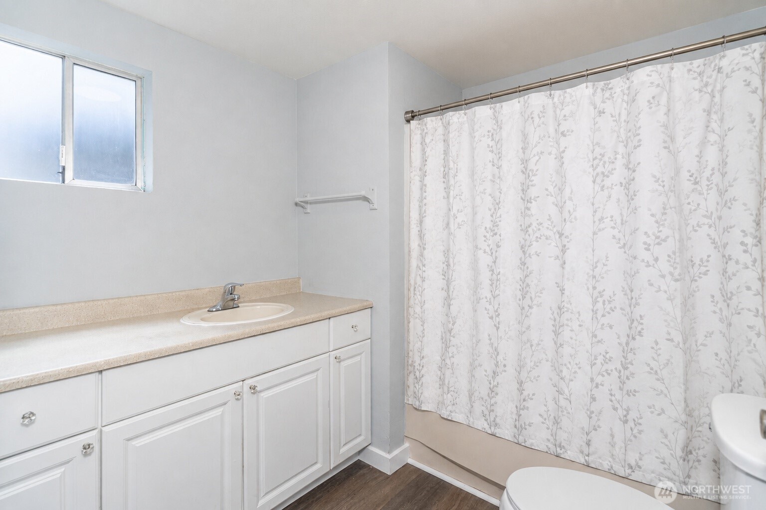 1420 Ne Steele Creek Drive Property Photo 11