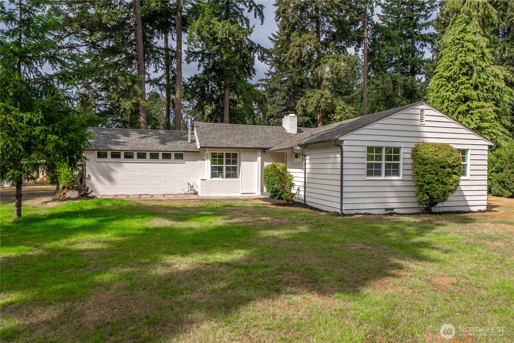 6317 Nyanza Park Drive Property Photo 2