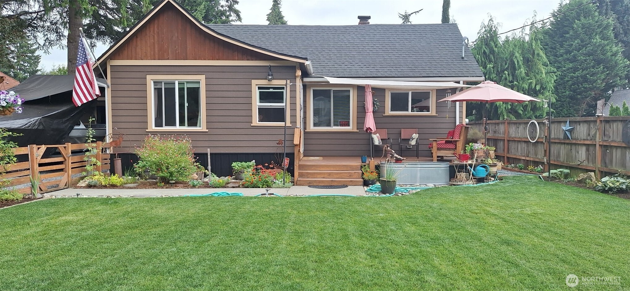 10729 Smokey Point Boulevard Property Photo 1