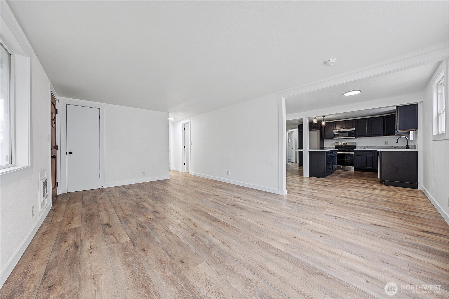 1215 Yakima Street Property Photo 4