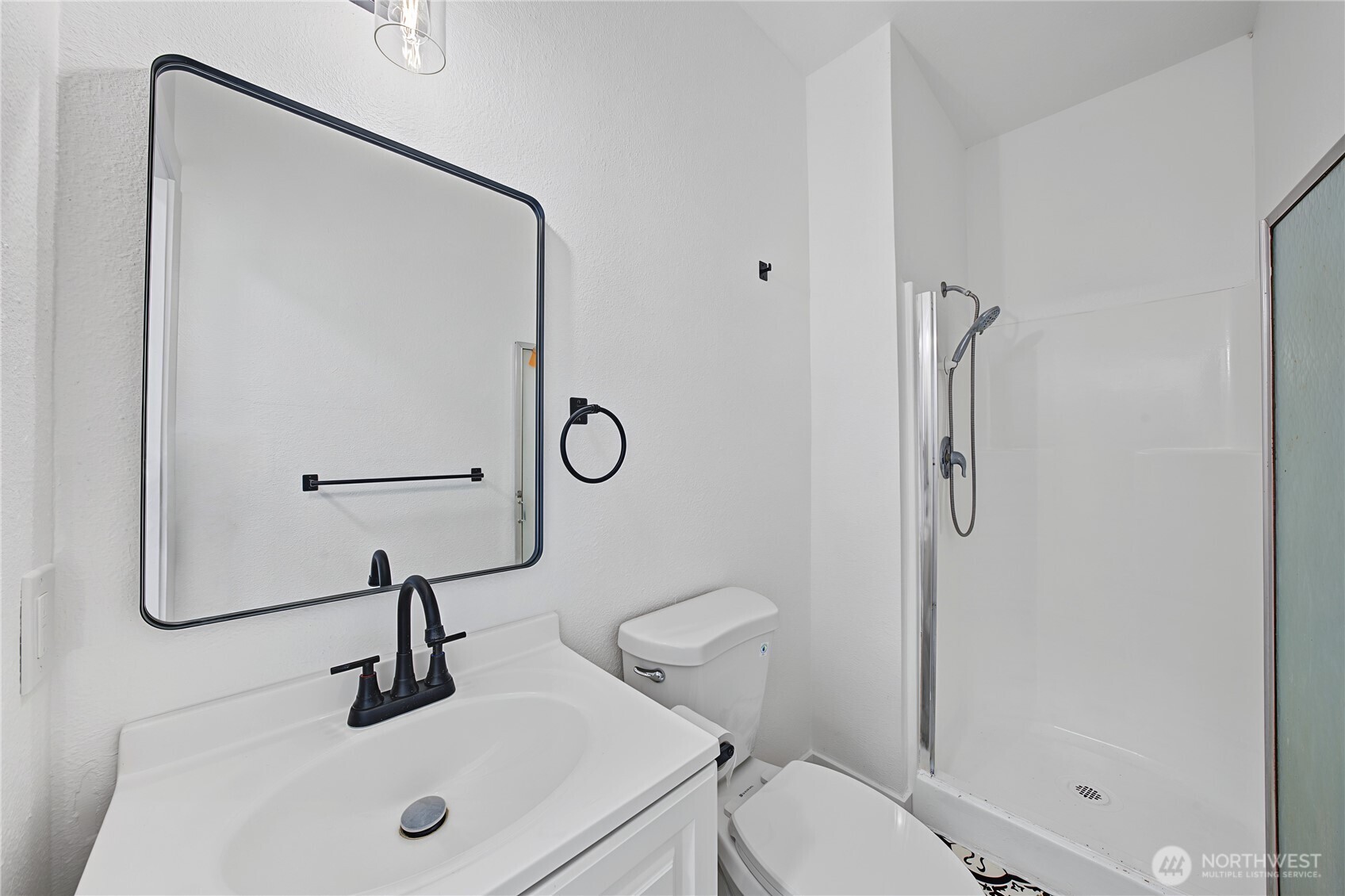 1215 Yakima Street Property Photo 10