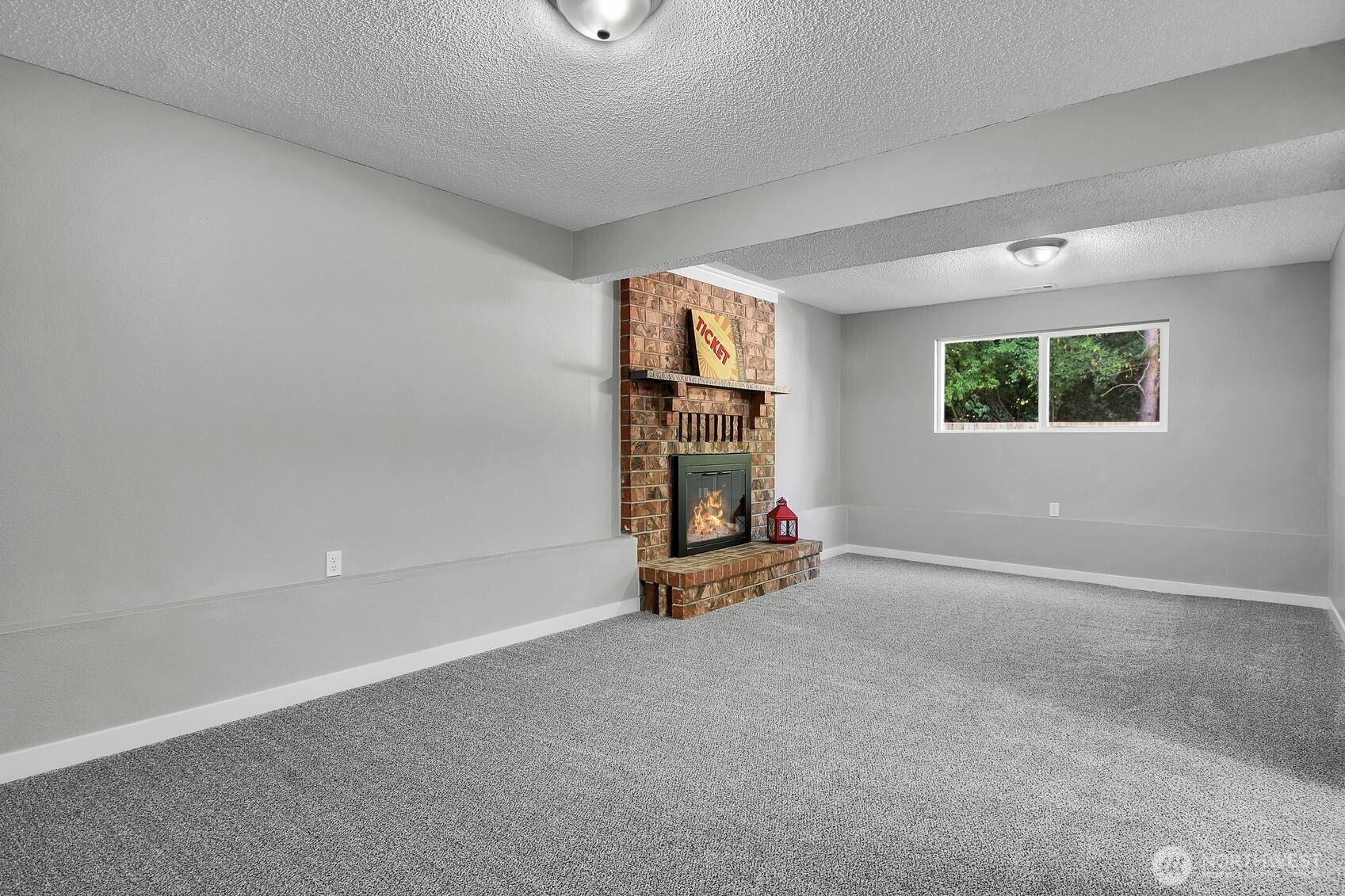 235 Dennis Street Property Photo 14