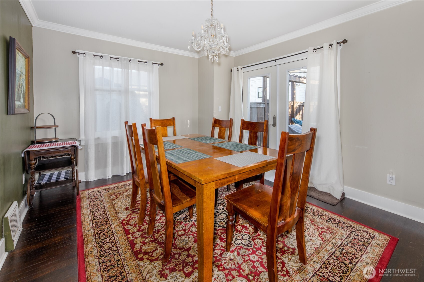 1415 N Steele Street Property Photo 8