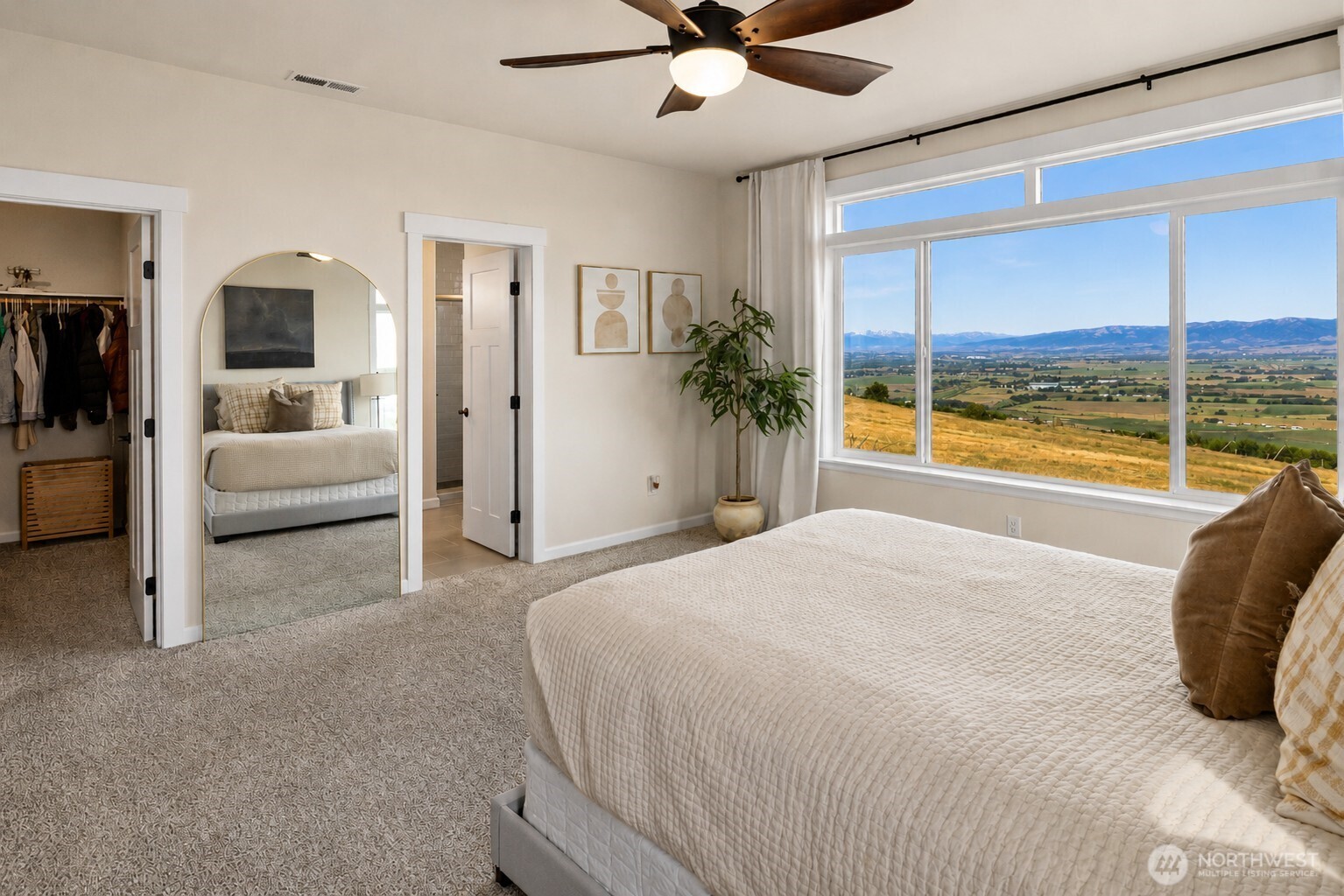 2300 Tozer Road Property Photo 20