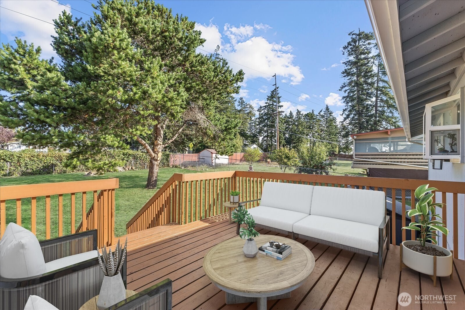 720 Nw Hyak Drive Property Photo 23