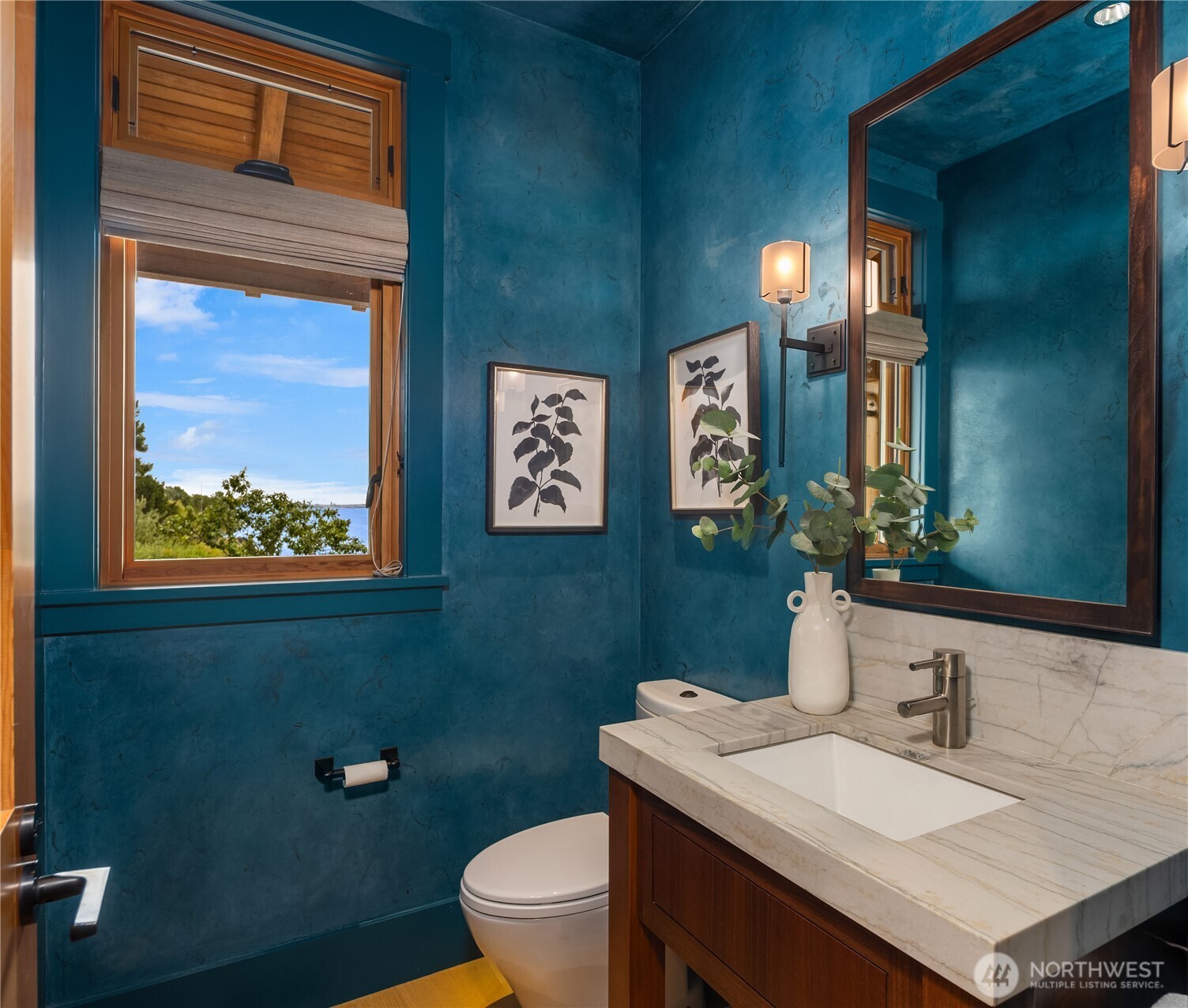 2481 Perkins Lane Property Photo 11