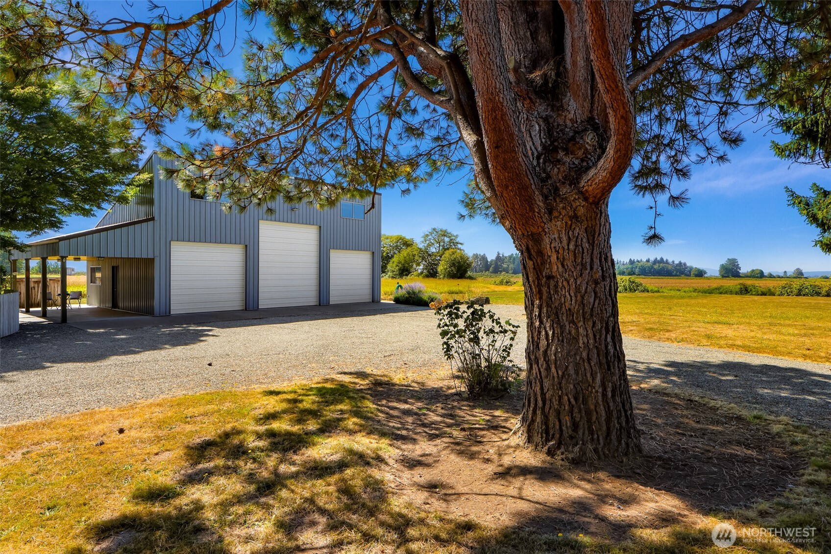5836 Chuckanut Drive Property Photo 3
