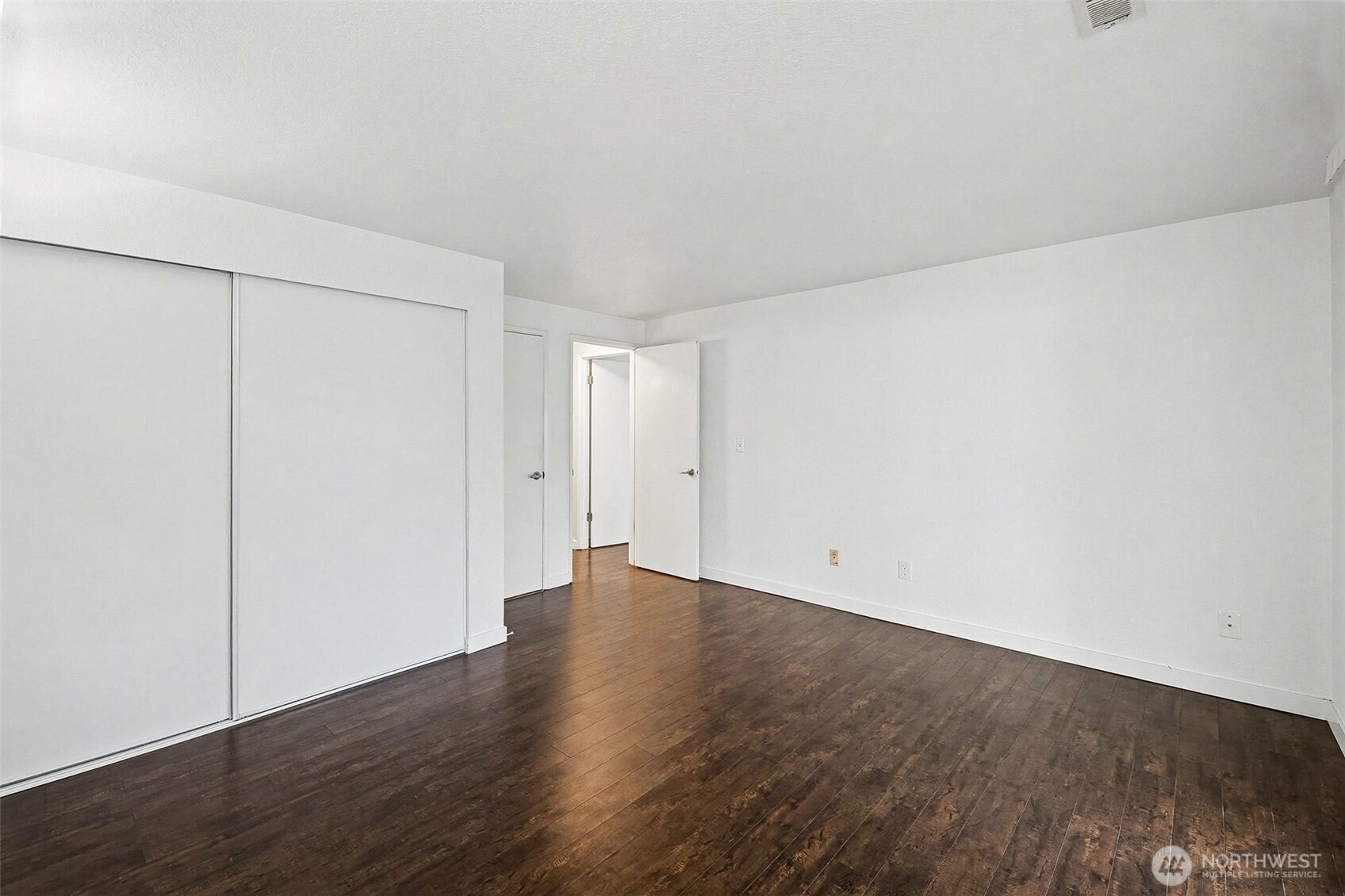 9103 183rd Avenue Property Photo 9