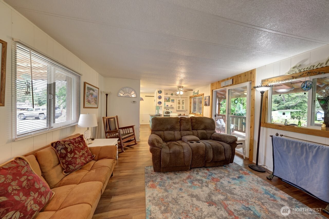 13112 Sandridge Road Property Photo 7