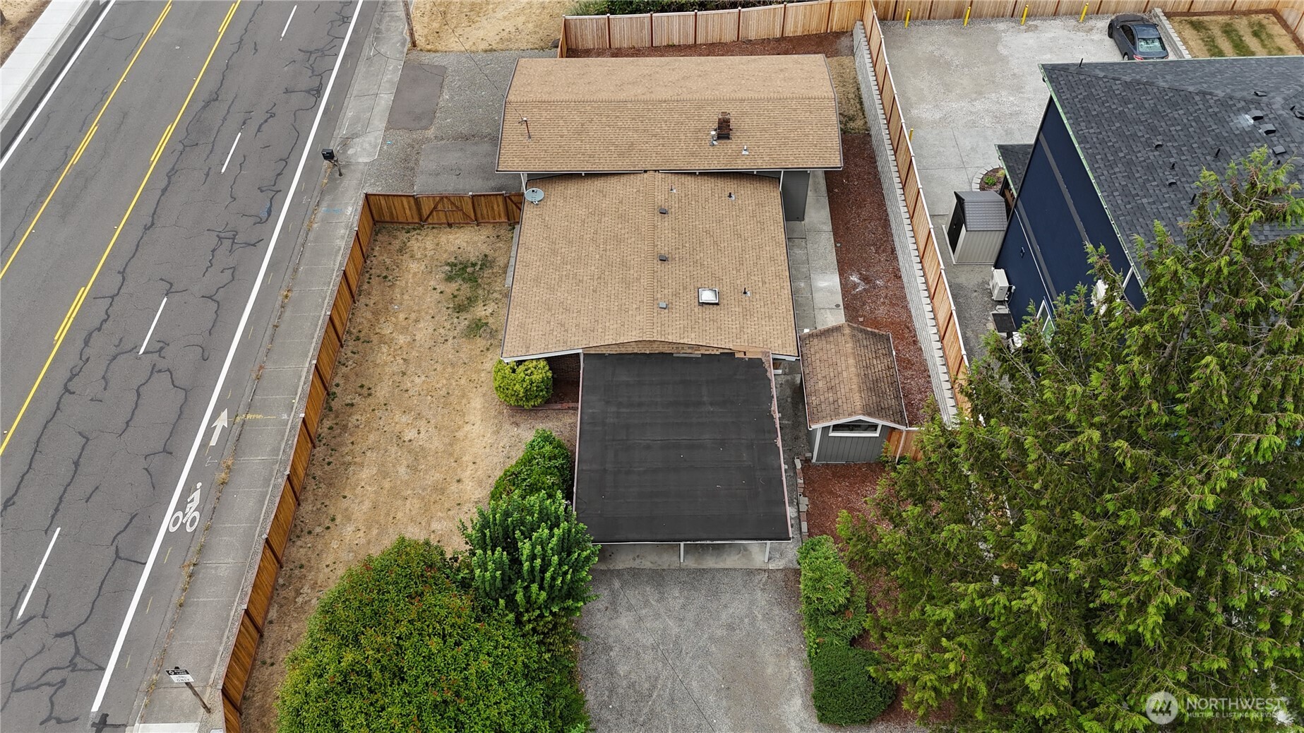 9711 Farwest Drive Property Photo 37