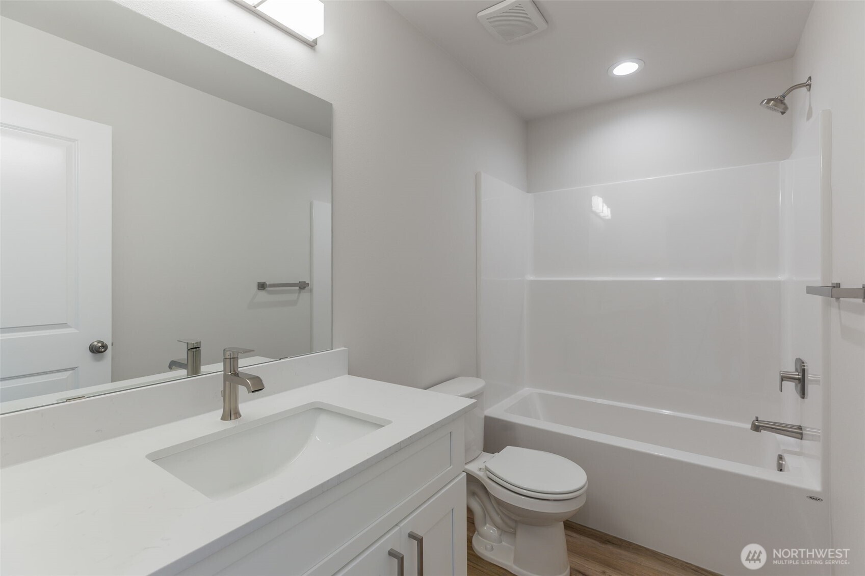 3330 58th Avenue Property Photo 6