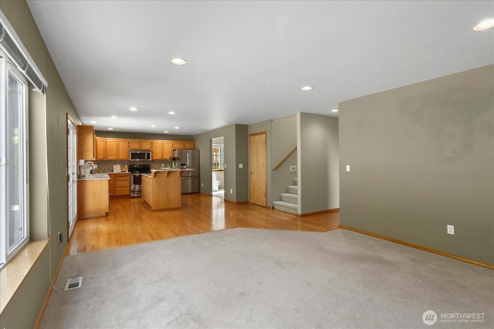 801 Darwins Way Property Photo 8