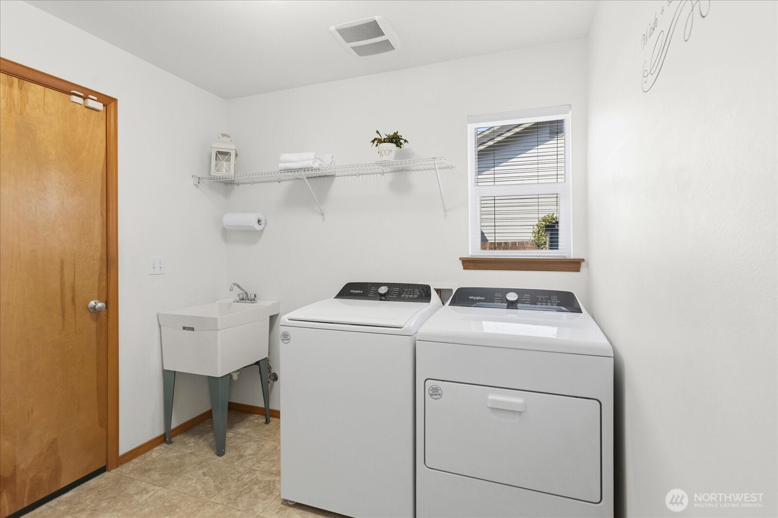 801 Darwins Way Property Photo 10