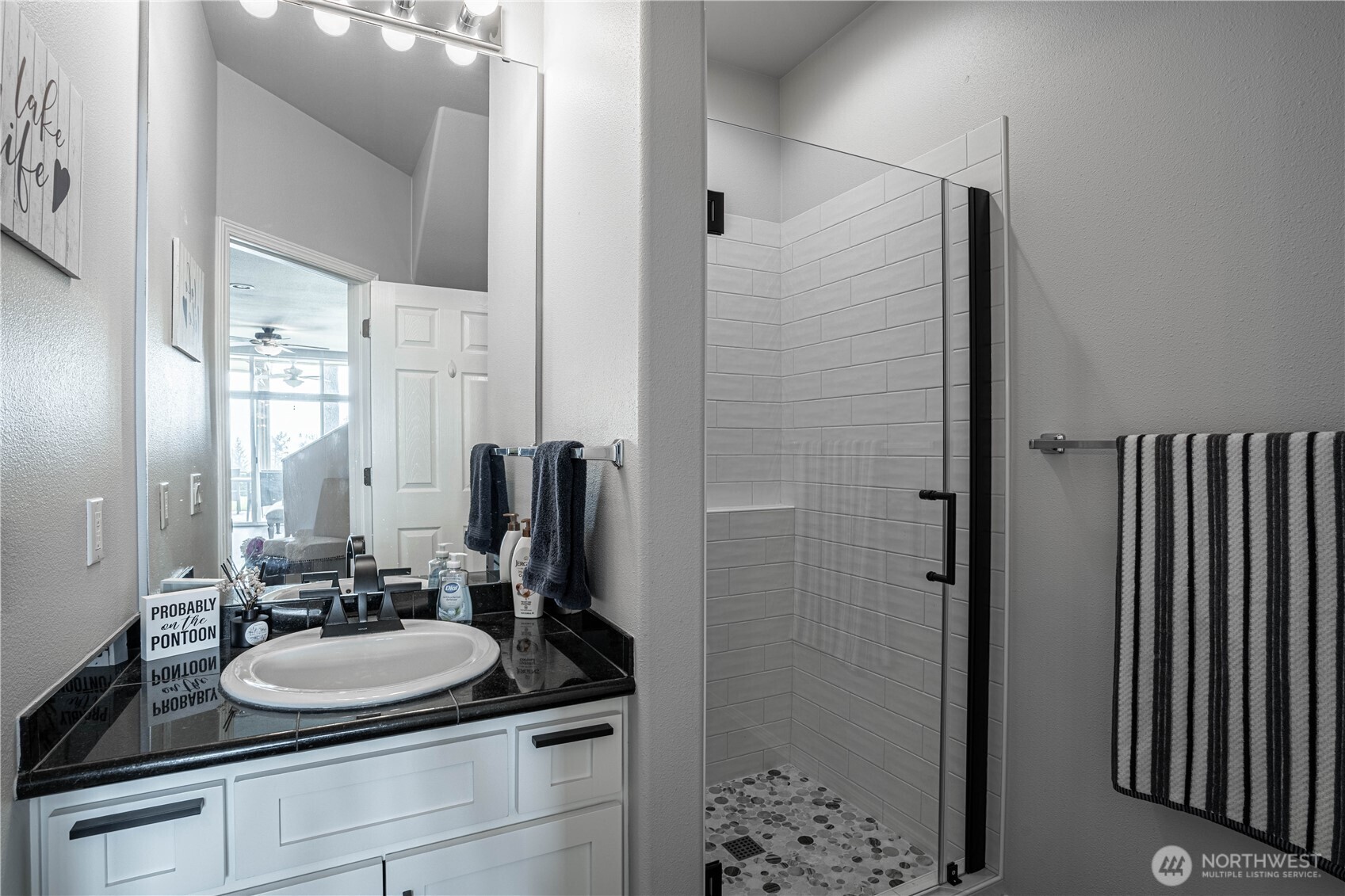 11415 S Lakeshore Road 21 Property Photo 14