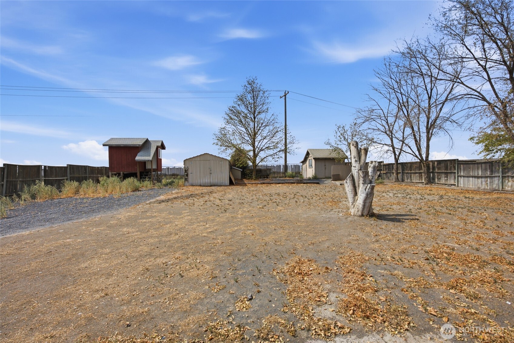 541 Castle Drive Property Photo 7