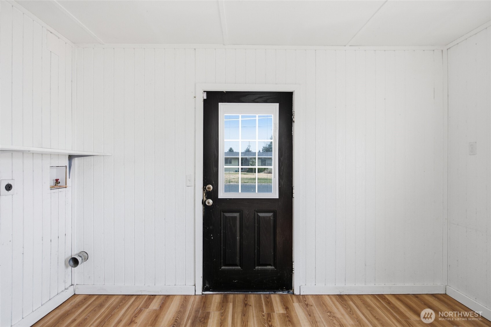 541 Castle Drive Property Photo 12