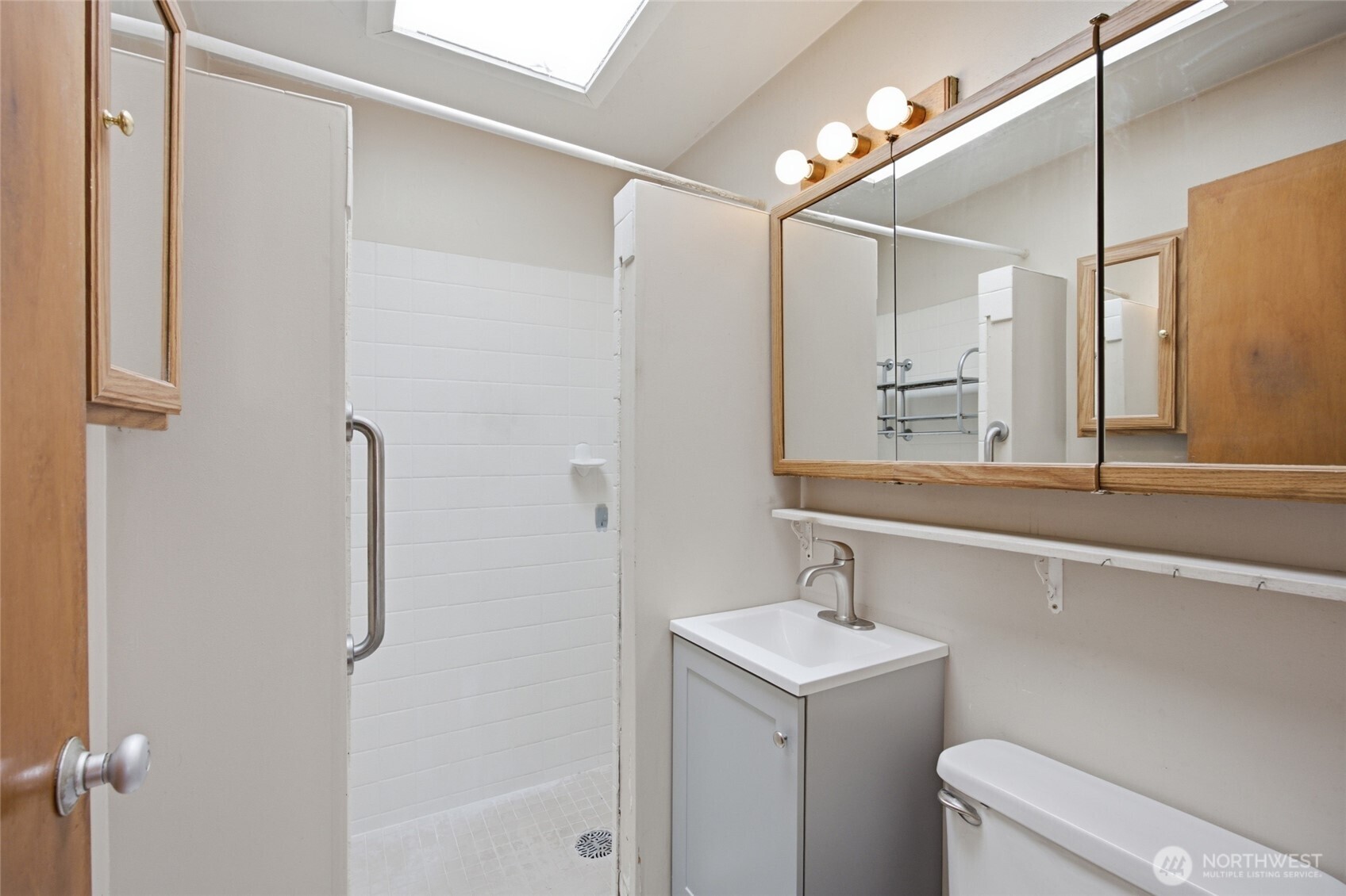 541 Castle Drive Property Photo 31