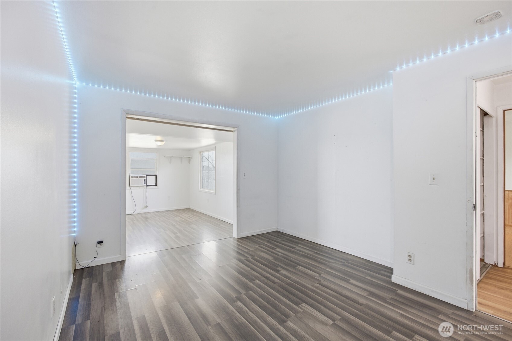 541 Castle Drive Property Photo 33