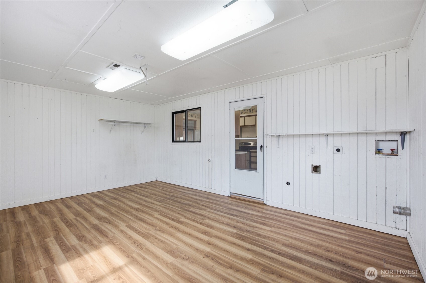 541 Castle Drive Property Photo 35