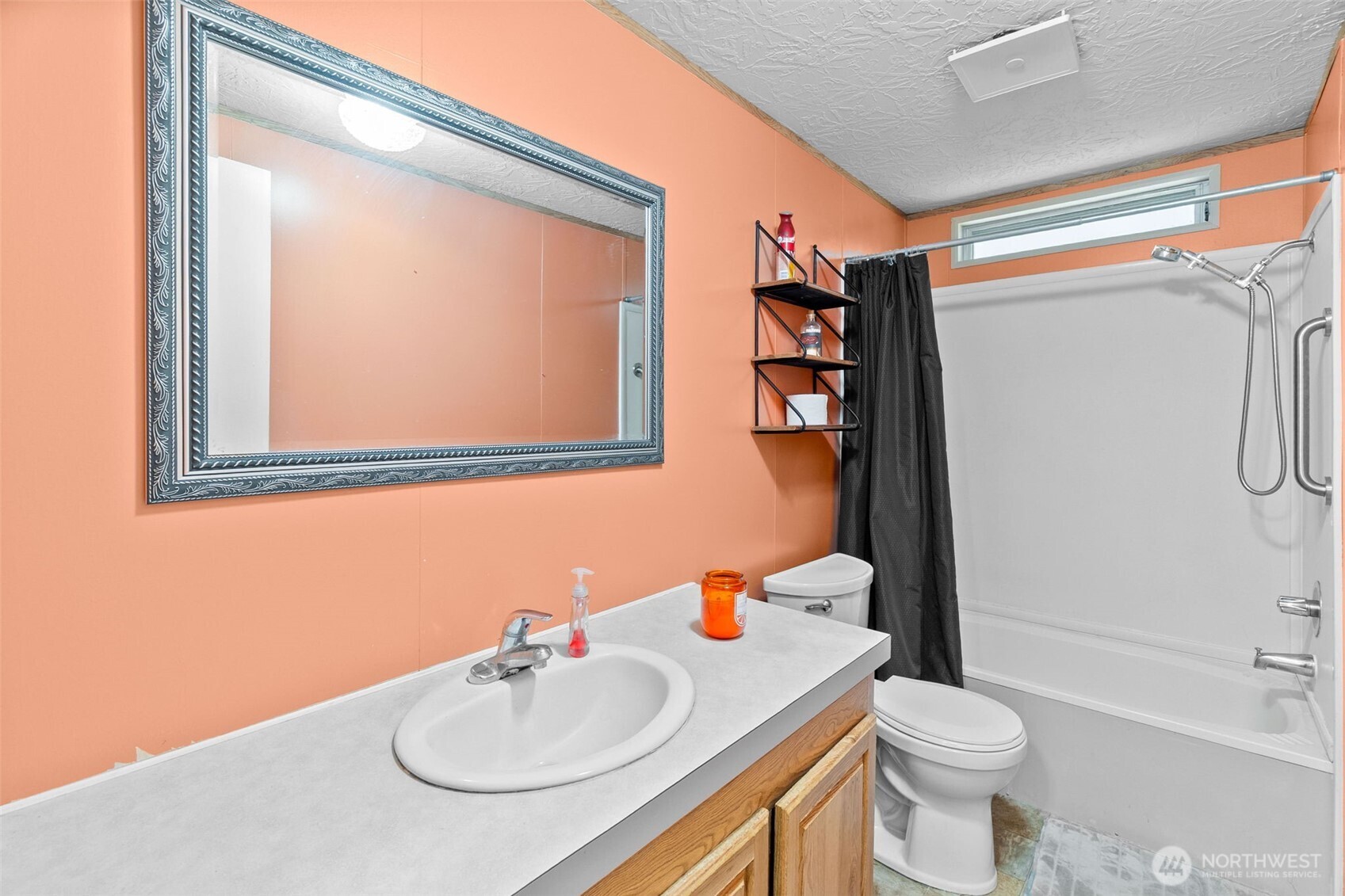 221 W Hemlock Court Property Photo 11
