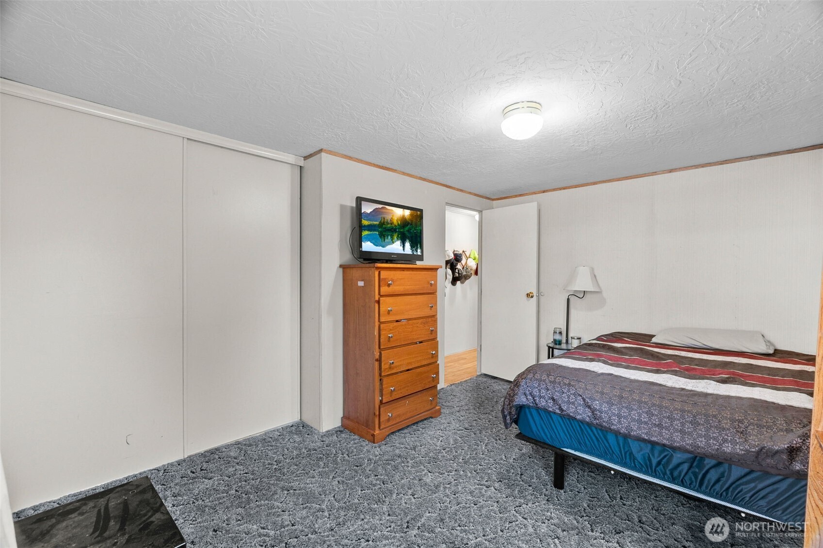 221 W Hemlock Court Property Photo 13