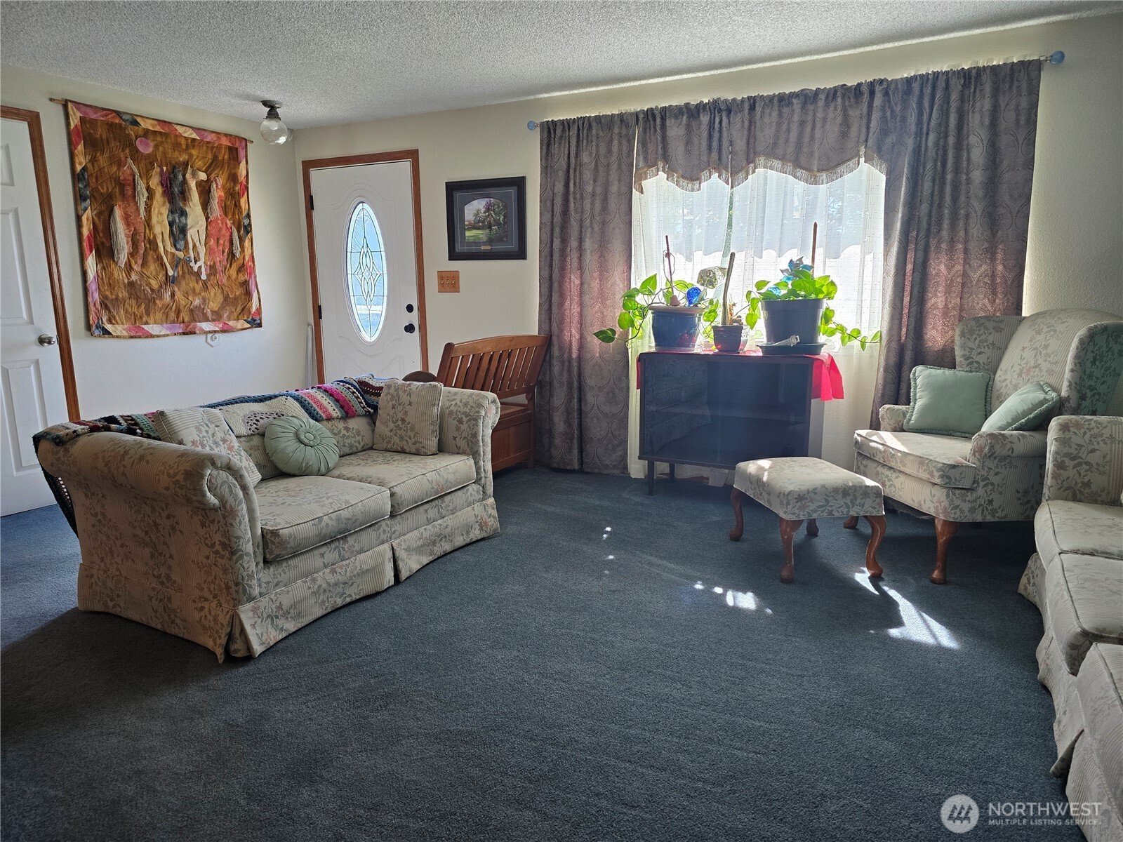 92 Clemans View Road Property Photo 15