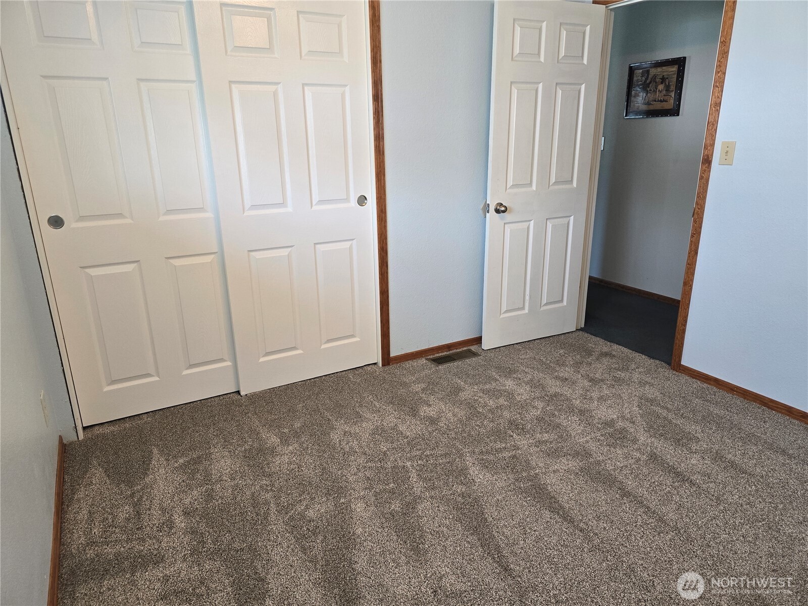 92 Clemans View Road Property Photo 29