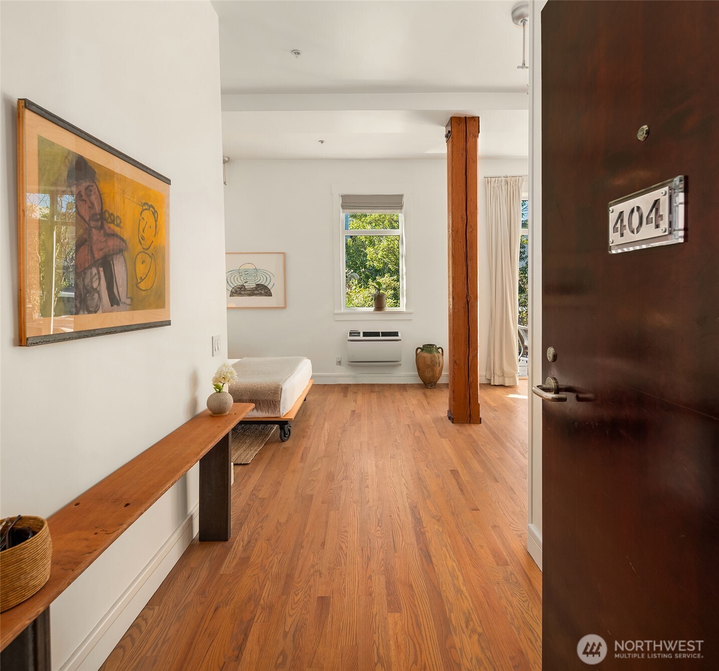 81 Vine Street 404 Property Photo 26