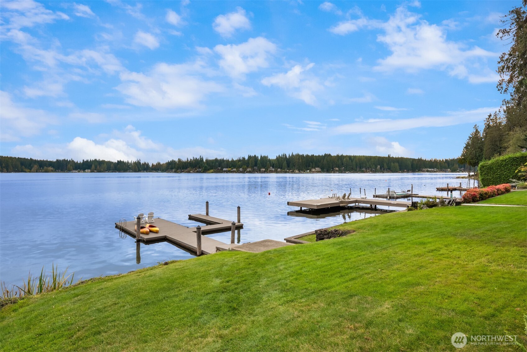 2210 E Mason Lake Drive Property Photo 22