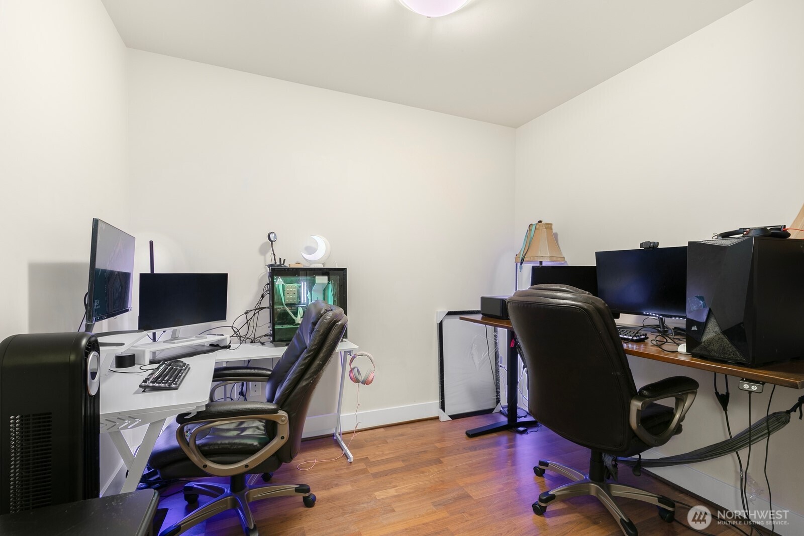 699 John Street 516 Property Photo 14