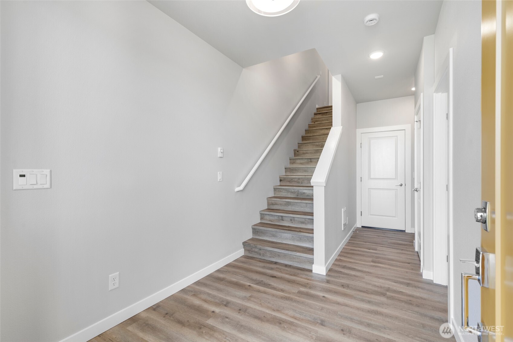 23340 Franklin Circle 14 Property Photo 2