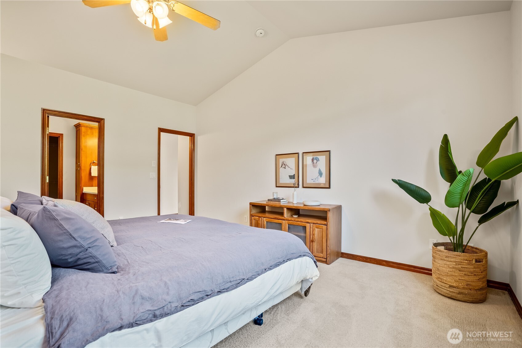 4138 Silverbell Way Property Photo 13