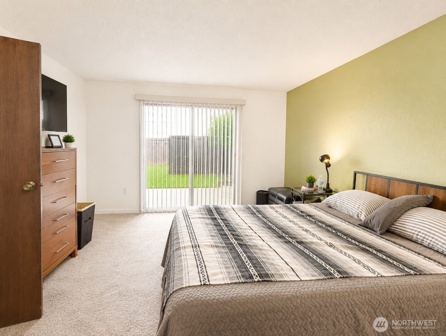 5719 Highway Place 6 Property Photo 4