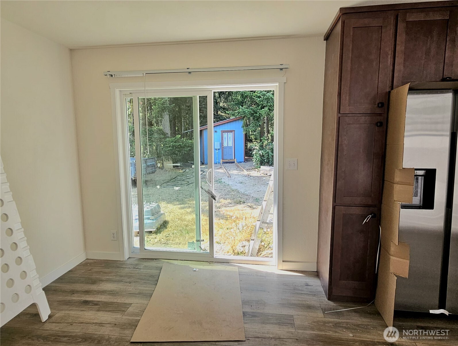 4063 Lambourn Lane Property Photo 11