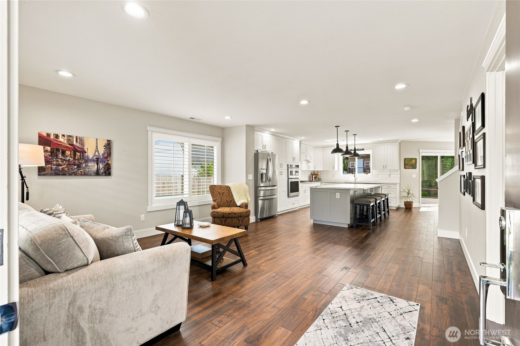 20540 Horizon Way Property Photo 4