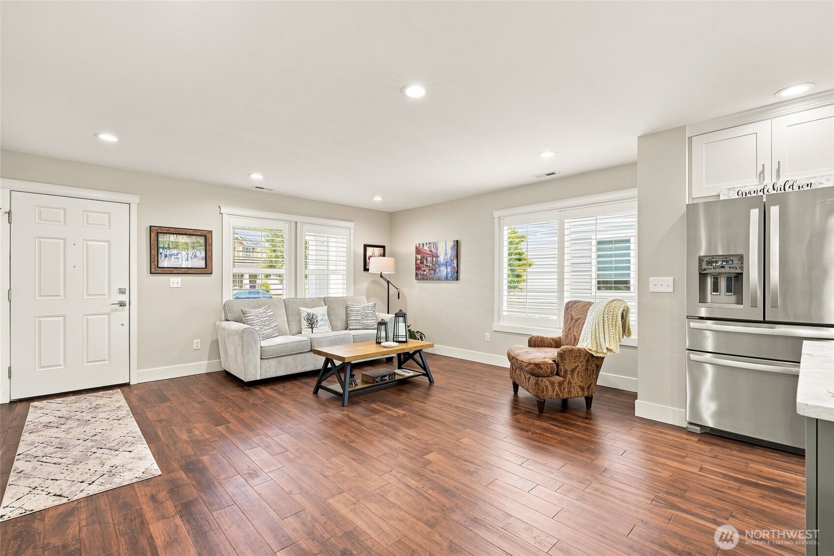 20540 Horizon Way Property Photo 5