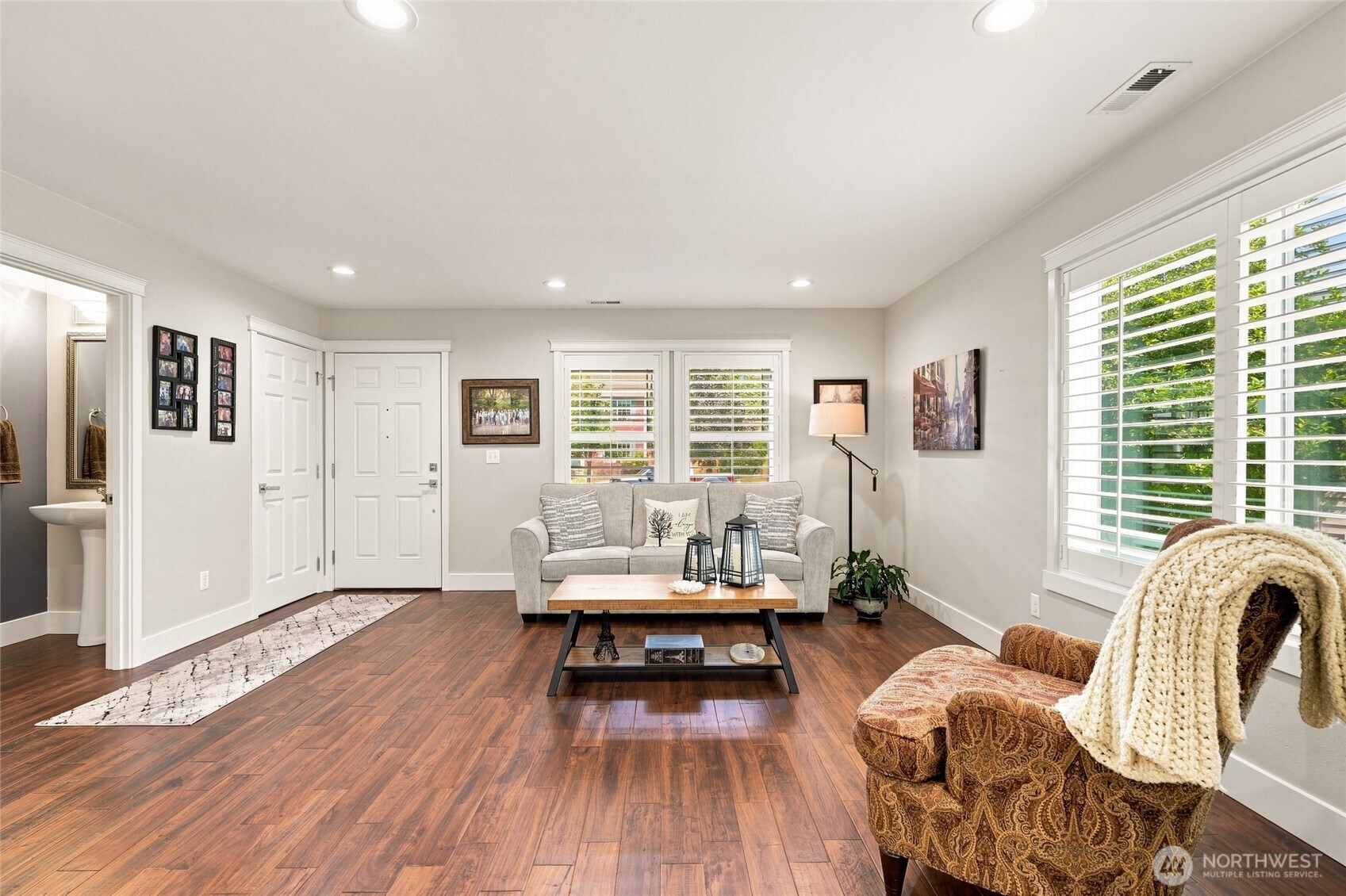 20540 Horizon Way Property Photo 11