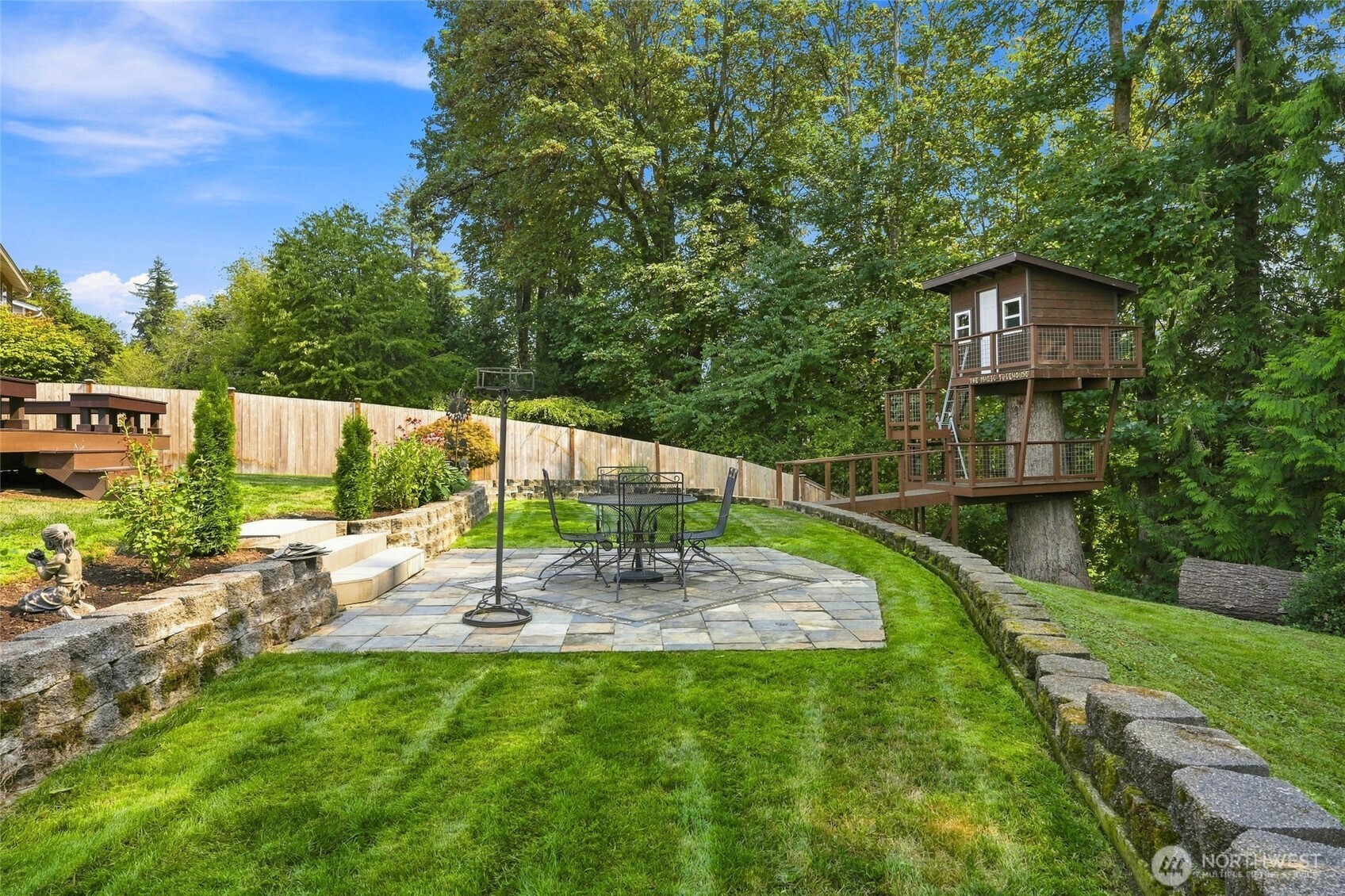 20540 Horizon Way Property Photo 32