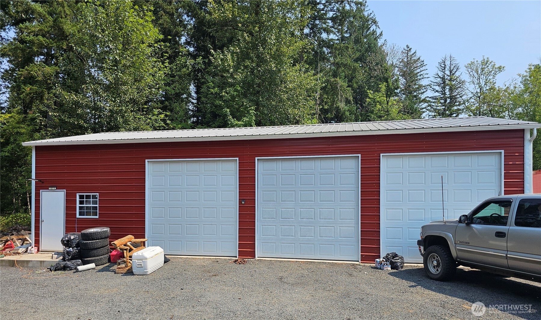 283 Middle Fork Road Property Photo 2
