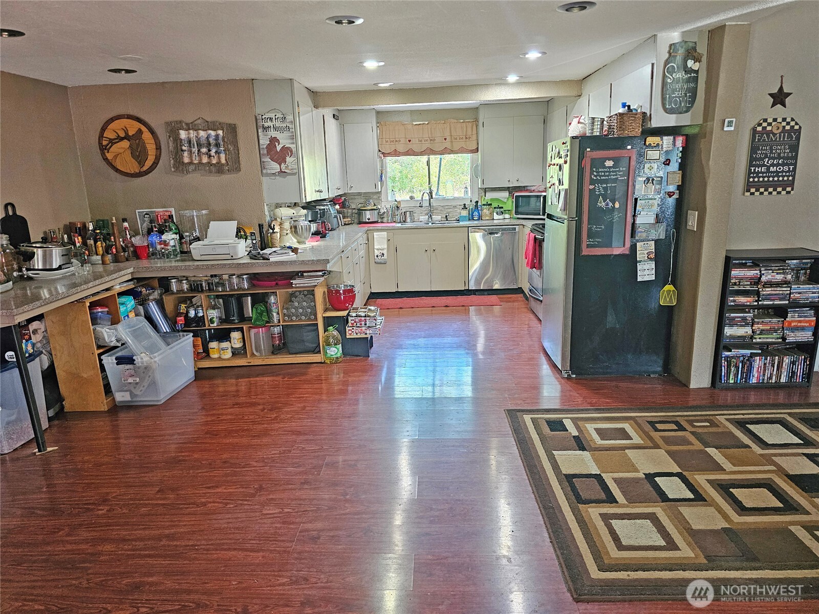 283 Middle Fork Road Property Photo 7
