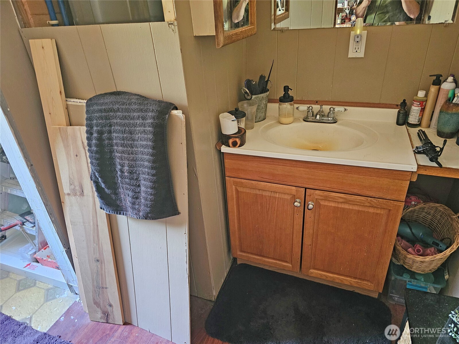 283 Middle Fork Road Property Photo 35