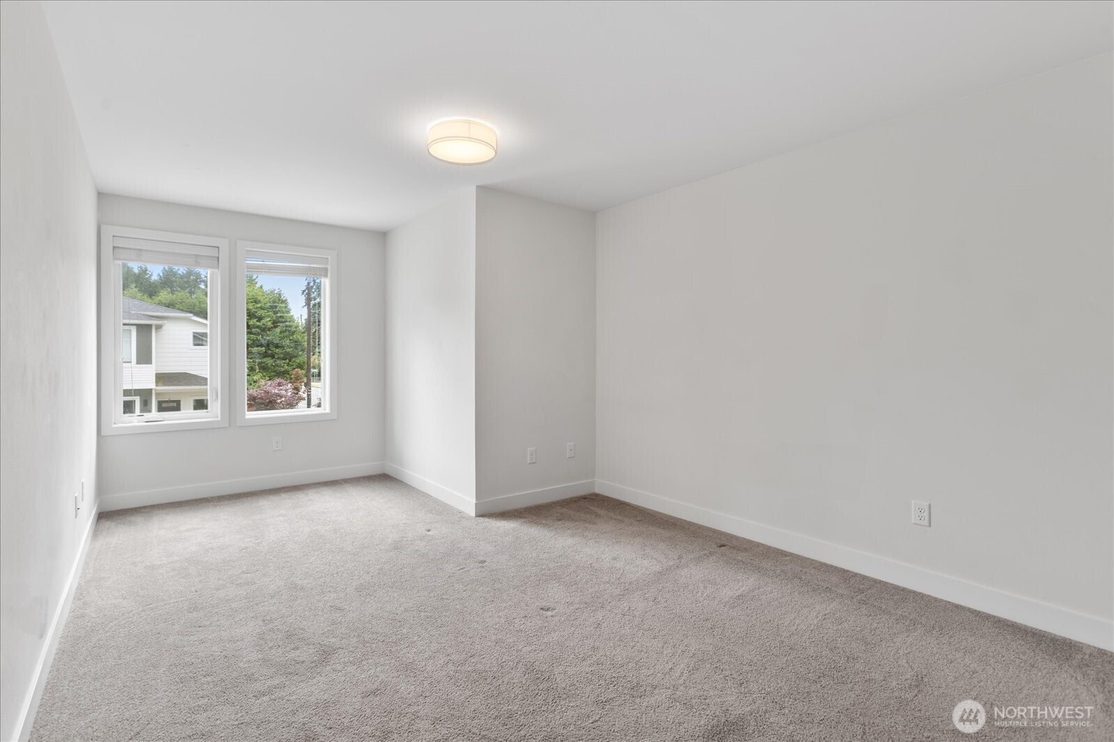 121 171st Place A Property Photo 24