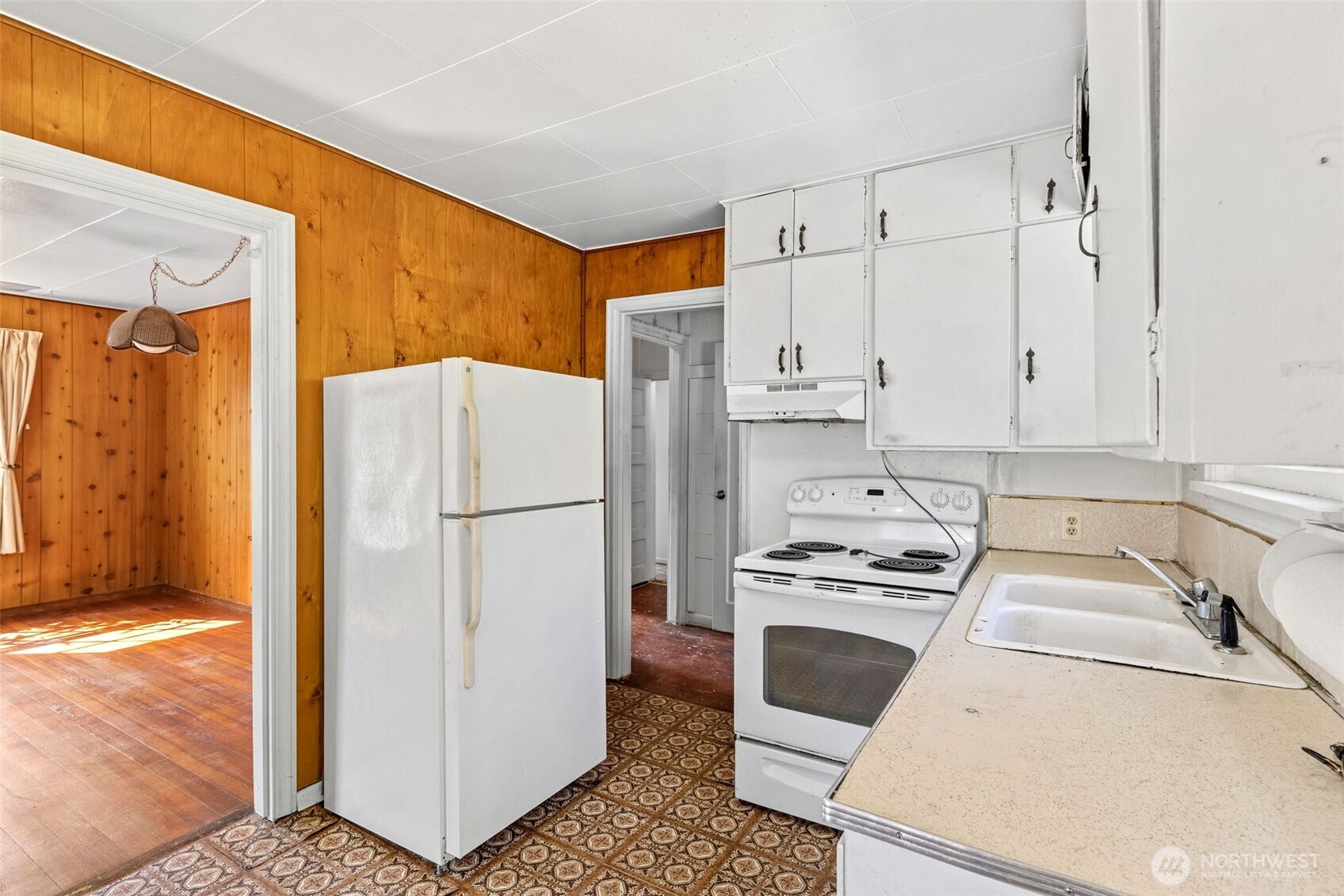 516 S Trenton Street Property Photo 8