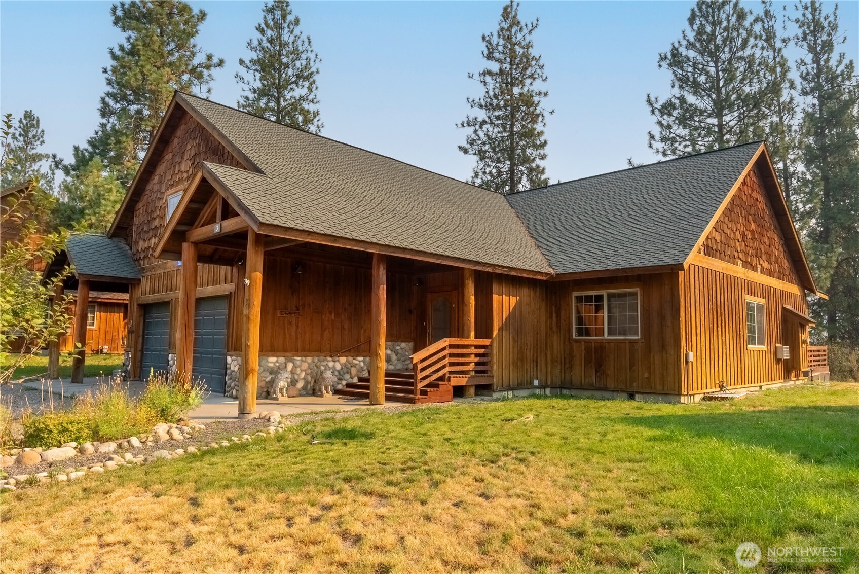 202 Cascadian Way 3 Property Photo 3