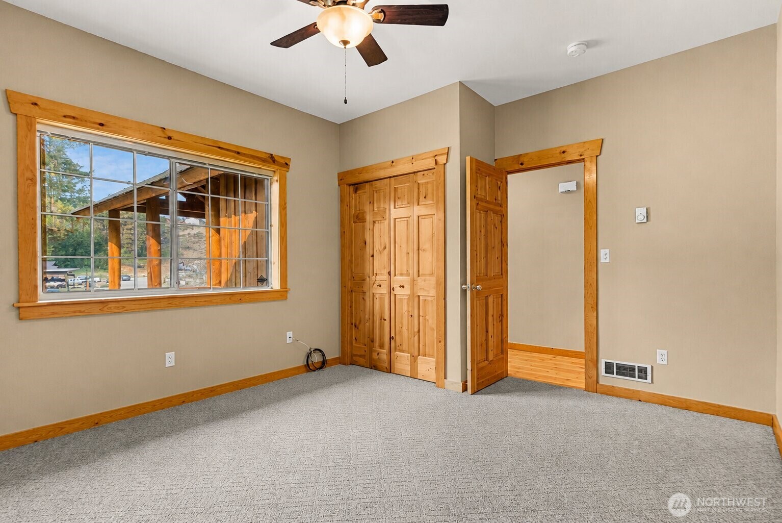 202 Cascadian Way 3 Property Photo 21
