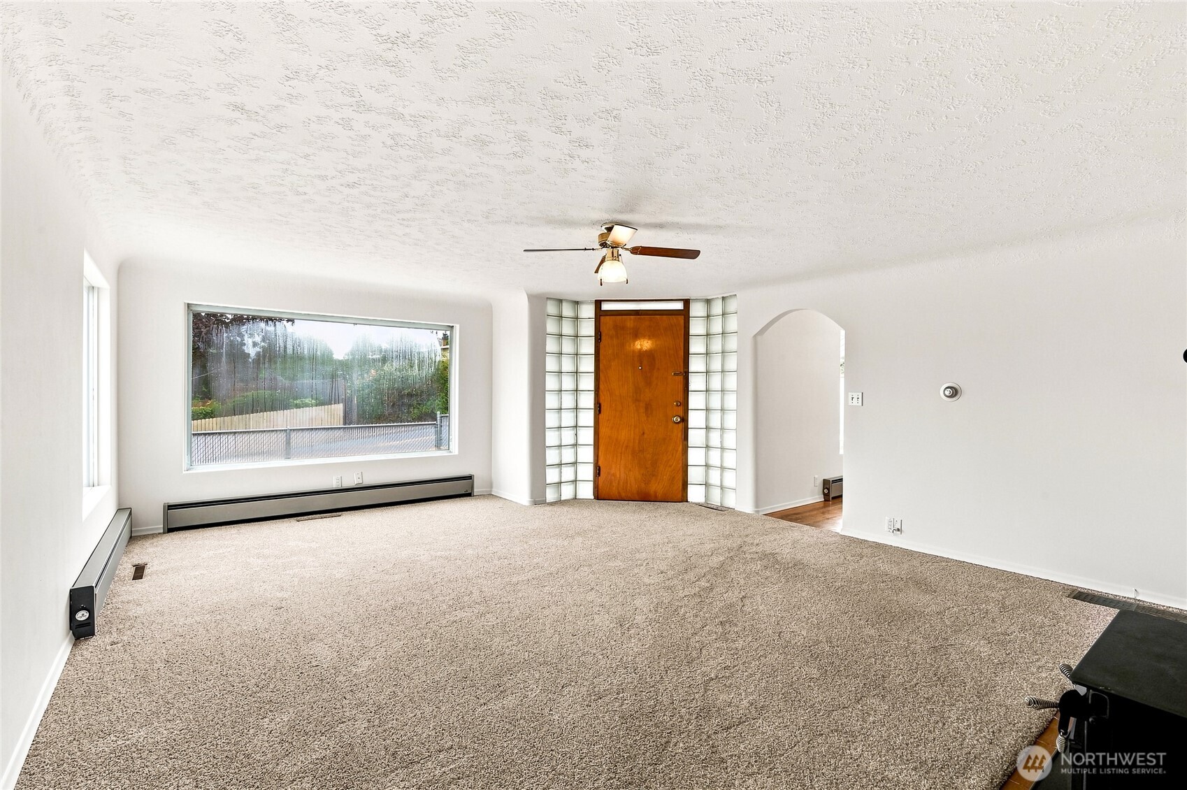 15852 7th Avenue Property Photo 6